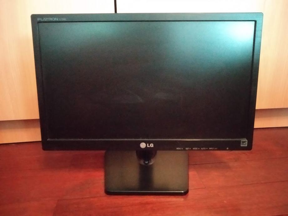 LG Flatron E1942 18,5 Monitor