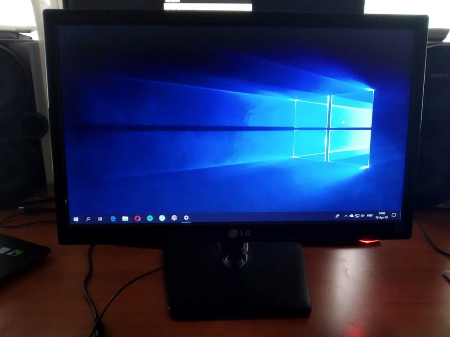 LG Flatron E1942 18,5 Monitor