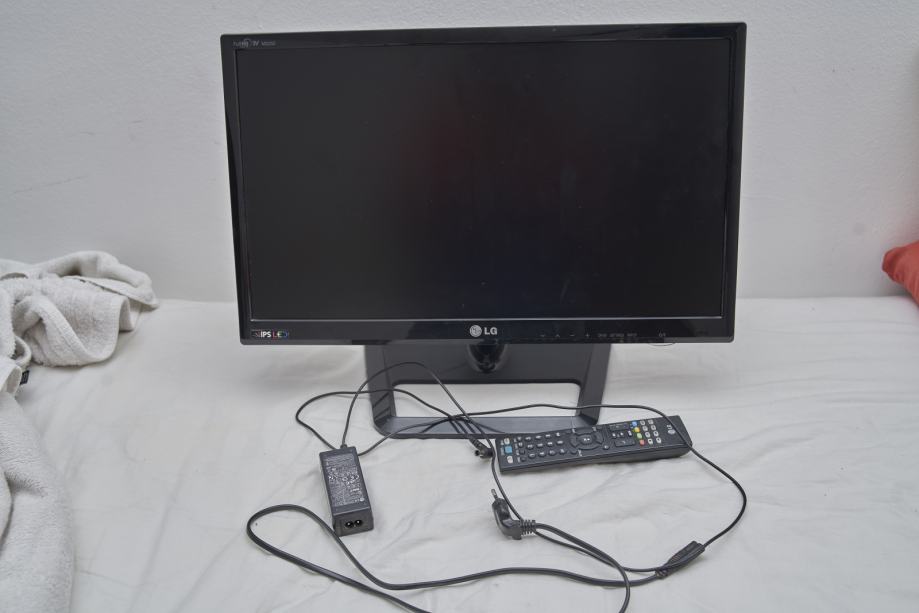 Potpuno ispravan TV monitor LG M2252D