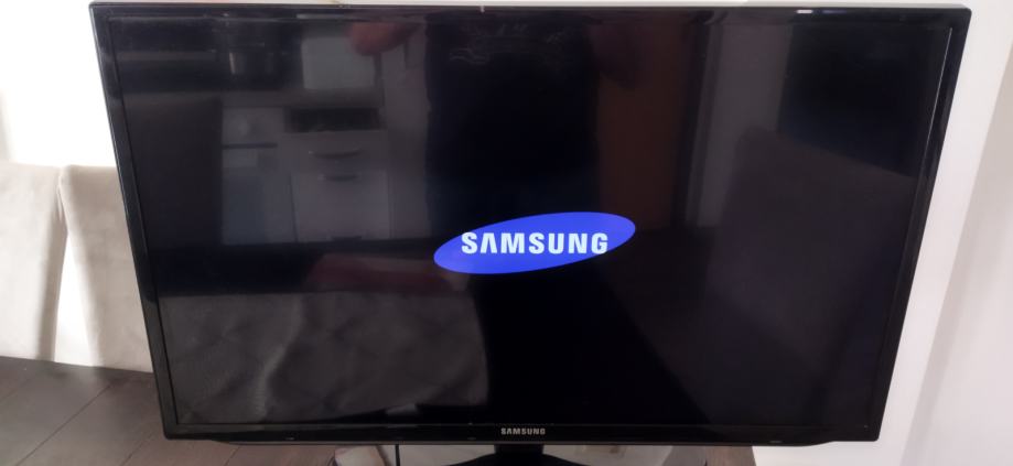 Samsung UE32EH5000W 81.3 cm (32) Full HD Black