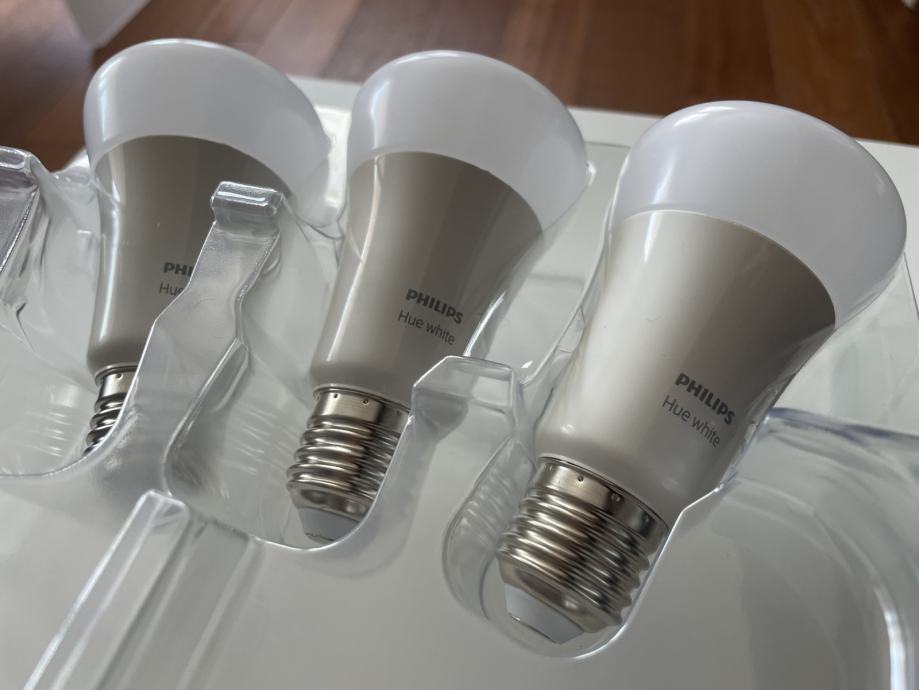 Philips HUE E27 LED žarulja, warm white, dimmable, novo