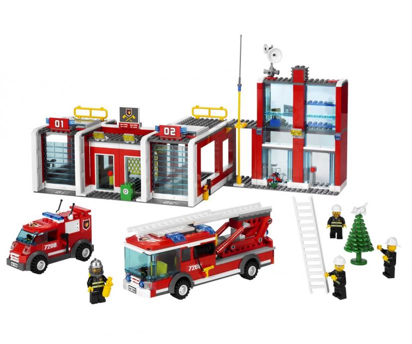 Lego 7208 Vatrogasna stanica + 6000 set gratis