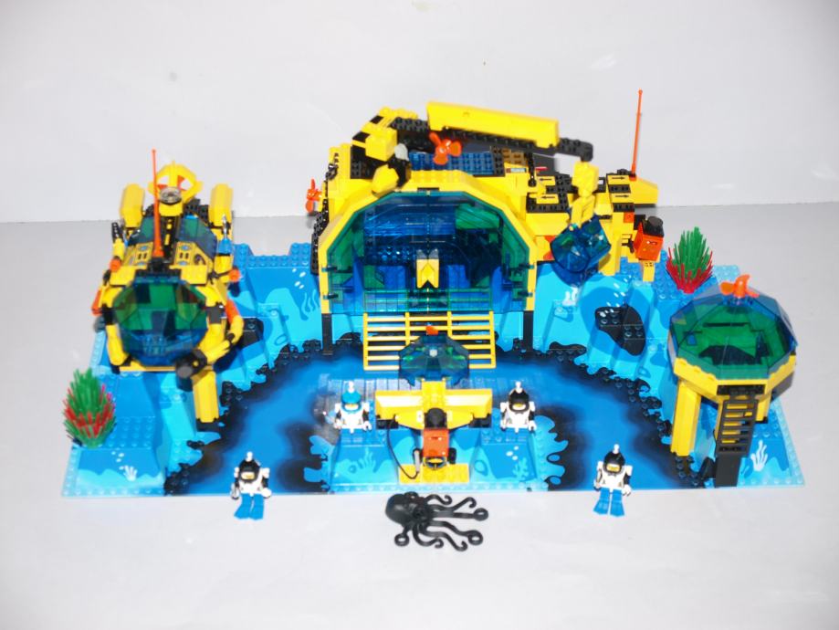 Lego Aquazone set 6195 Neptune Discovery Lab