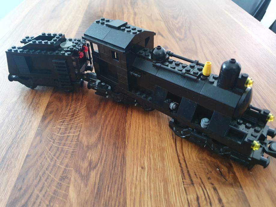 Lego vlak/ lokomotiva 10205
