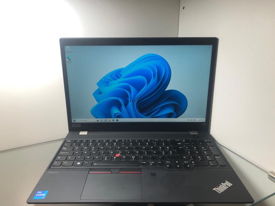 Lenovo ThinkPad T15 I7-10510U, 15,6", SSD, Windows 11 Pro - Occasion