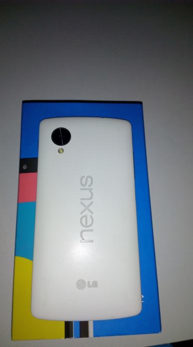 LG Nexus 5 - 16 GB - Bijeli