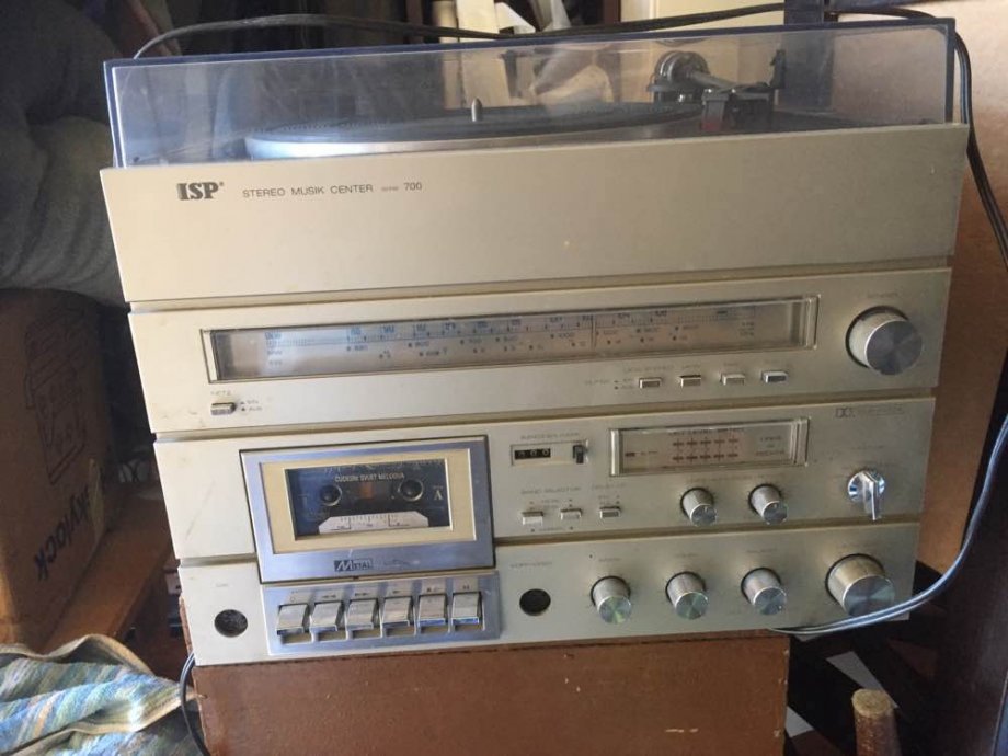 Linija ISP njemačka stara kazetofon radio gramofon