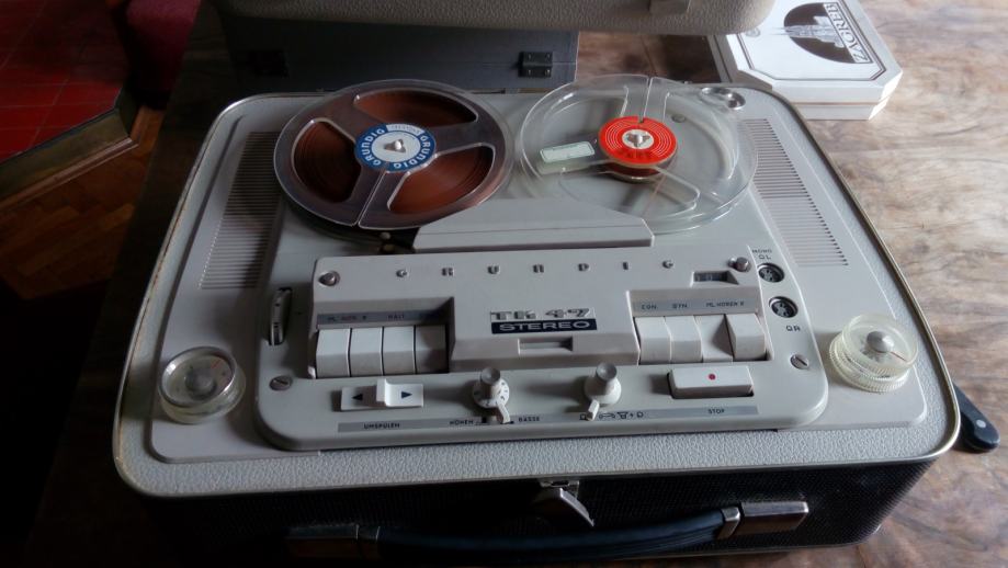 Magnétophone à bande Grundig TK 247 de luxe (1968