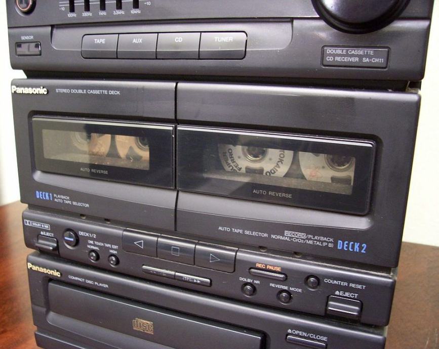 MUZIČKA LINIJA PANASONIC SA-CH11 SA DALJINSKIM