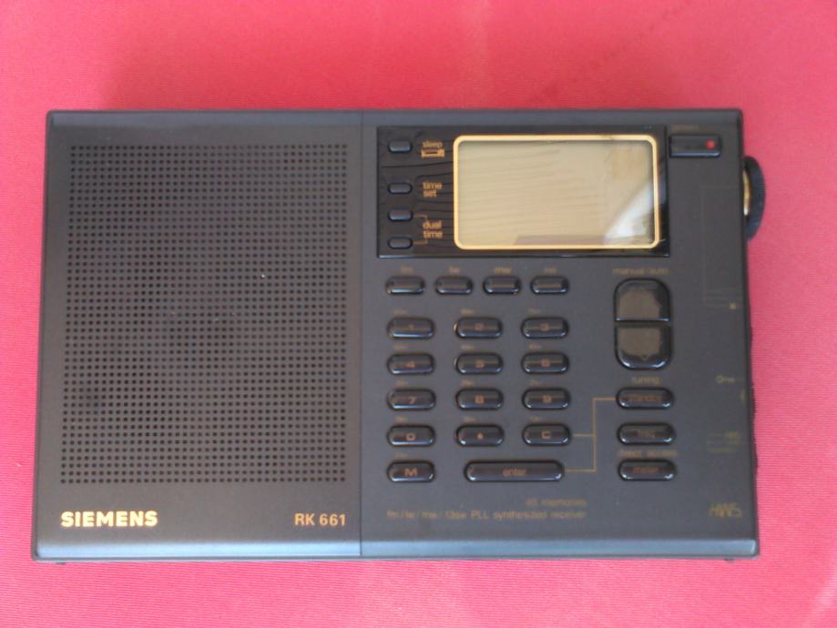 Stari radio tranzistor SIEMENS RK 661 FM/AM