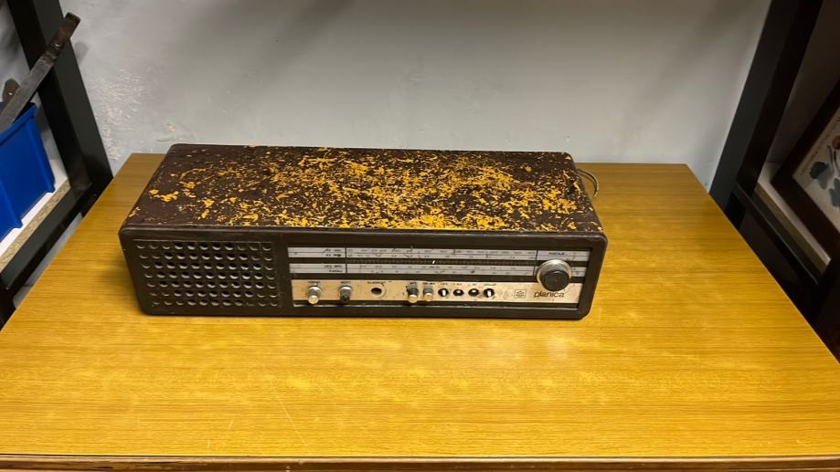 Stari radio ISKRA Planica SSN 2060