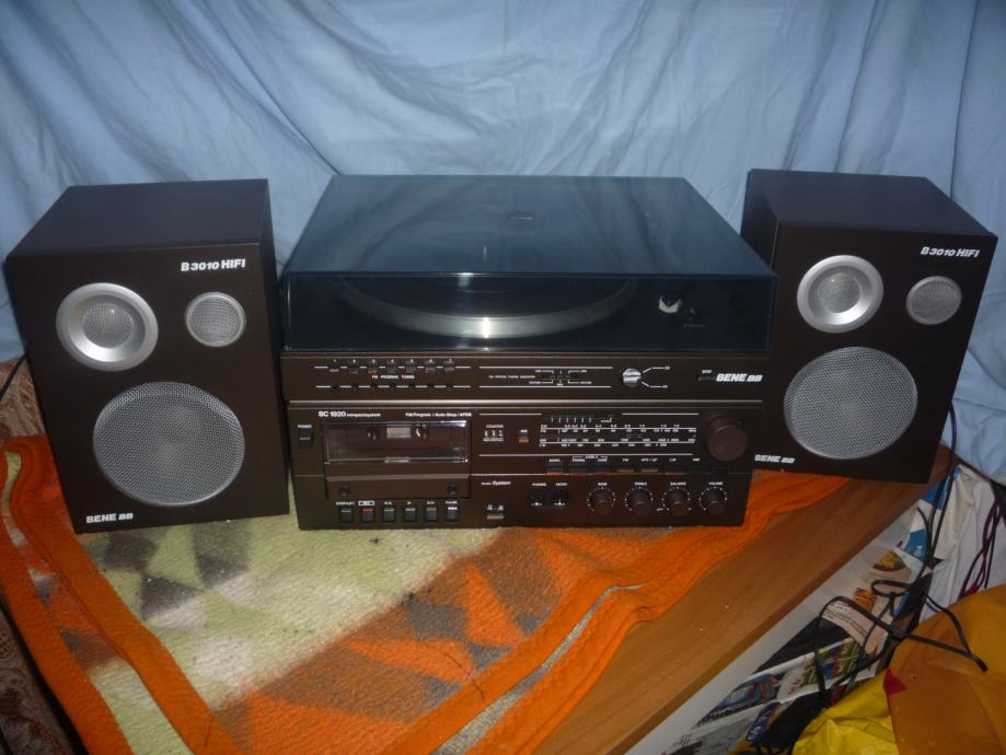 stereo RFT MADE IN GERMANY NOVO ODLICAN
