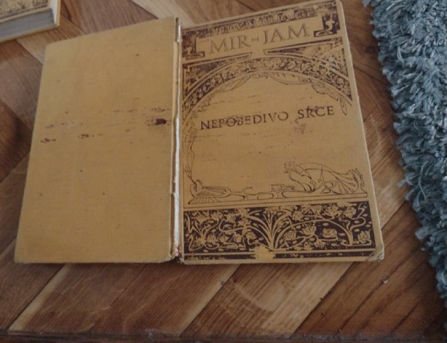 MIRJAM NEPOBEDIVO SRCE Roman Knjiga 3. Milica Jakovljević ALFA Zagreb