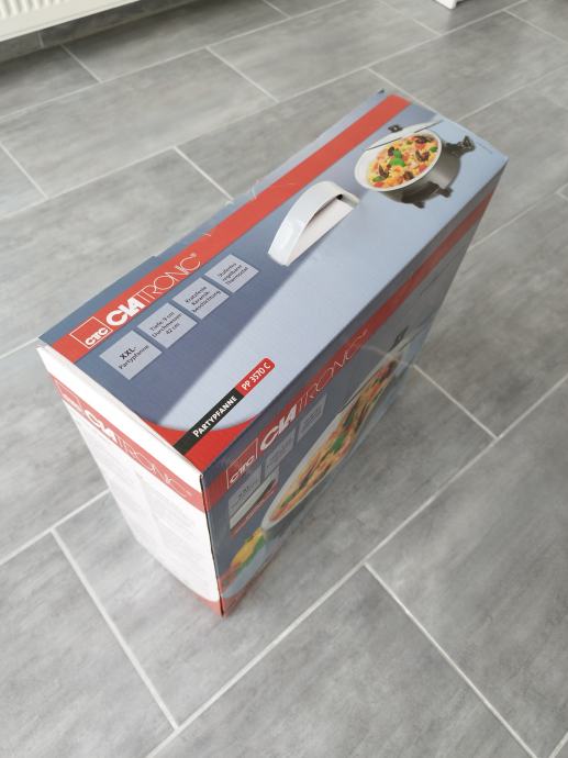 Poêle électrique Clatronic Party Pan - 32 Cm - 1500W - Anti-adhésive - Multifonction