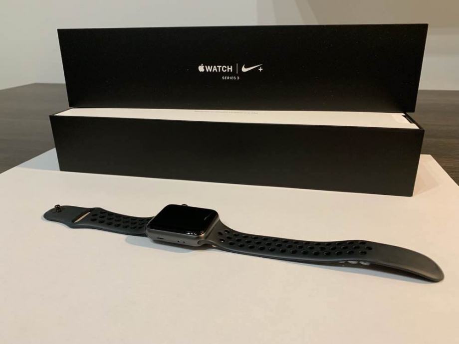 Apple watch series 3 nike edition 42mm black