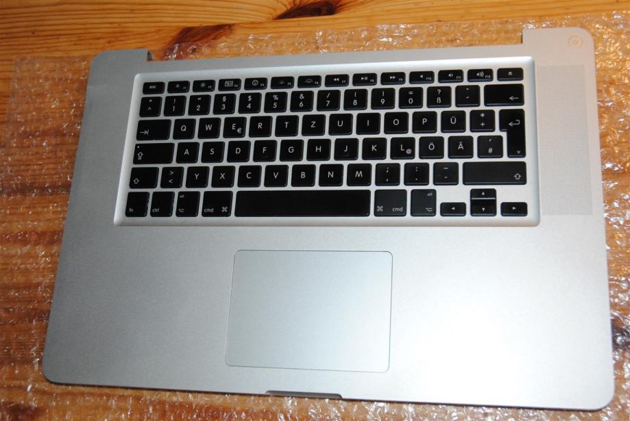 Macbook Pro 15"(2009), 2,66GHz, 2xGPU - neispravan, bez ekrana