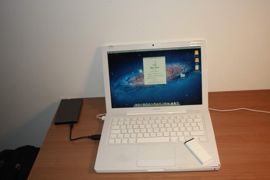MacBook White 13" 2.0GHz Core2Duo