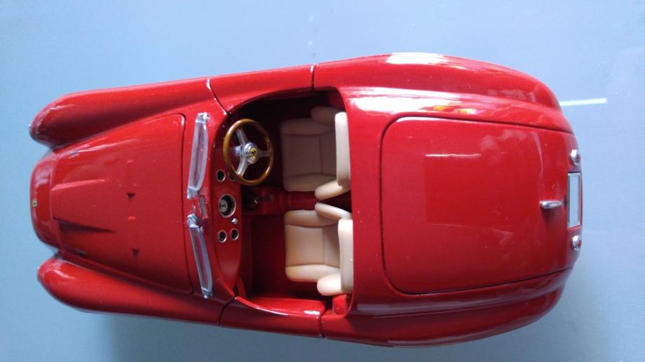 6# Ferrari 166 MM Barchetta rouge 1/18 Hot Wheels + Boite