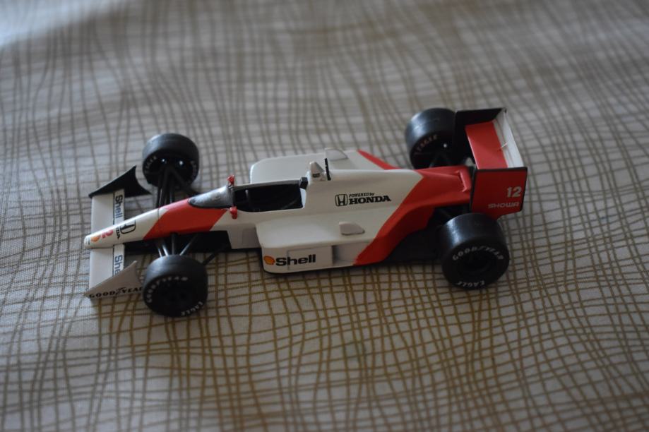 Modèle Réduit F1 McLaren 1988 Ayrton Senna - échelle 1:43 - Neuf