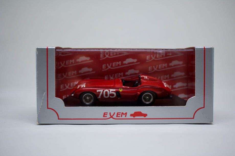 Exem model 1:43 - kolekcionarski modeli/autići - Ferrari