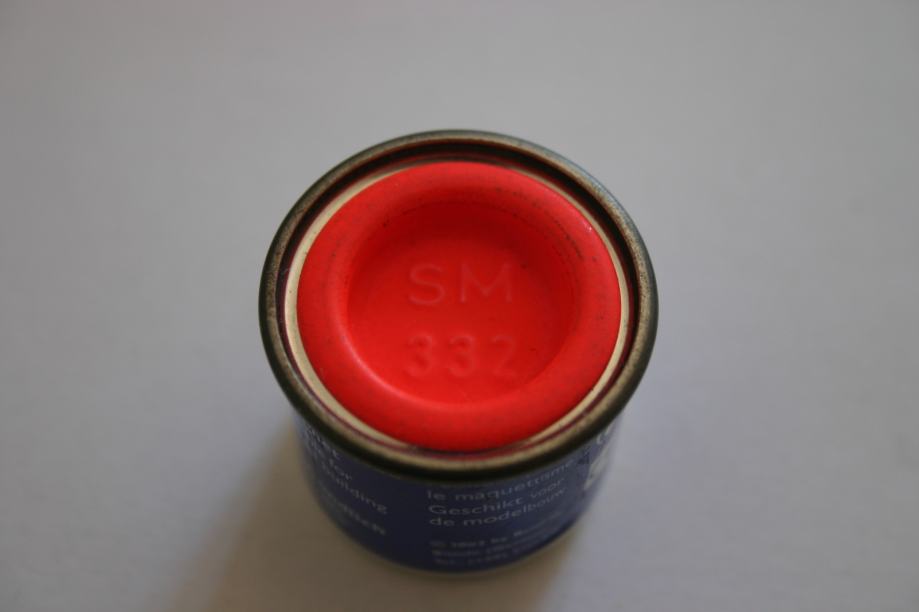 Boja za makete Revell 14 m Luminous Red Silk No. 332