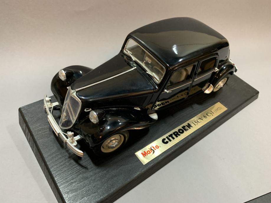 Miniature Citroën 15 CV 6 Cylindres 1952 - Maisto 1/18 - Occasion Très Bon état