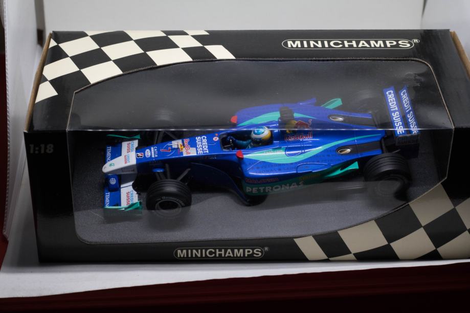 Sauber C23 Petronas Felipe Massa #12 2004 1/18 Minichamps F1 Formule 1 Sauber C23 Petronas Felipe Massa #12 2004 1/18 Minichamps F1 Formule 1
