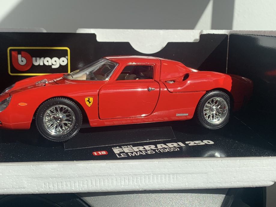 Ferrari 250 LM 1965 Gris Argent - Burago 1/18 - Sans Boîte