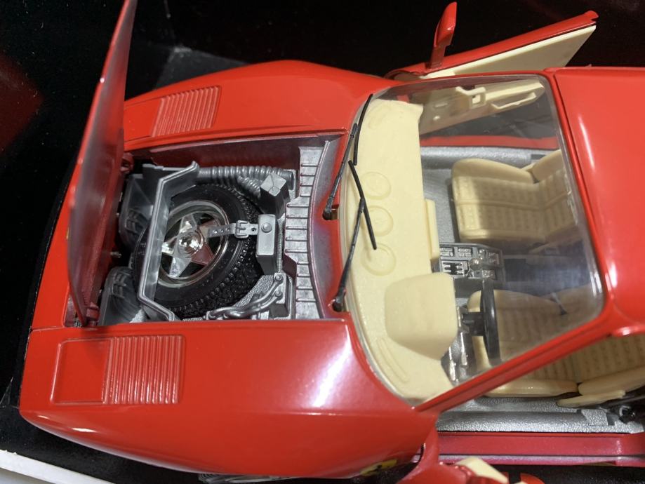 Ferrari 288 GTO 1/43 - Burago Rossa Vintage 1984 - Modèle Miniature - Occasion
