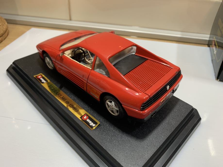 Bburago 1/18 Ferrari 348 TB 1989 neuve - Modélisme