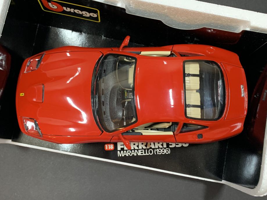 Ferrari 550 Maranello 1996 – Miniature Burago 1/18, Rouge, Occasion