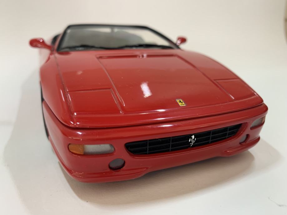 Ferrari F 355 UT Models 1/18 - Collection