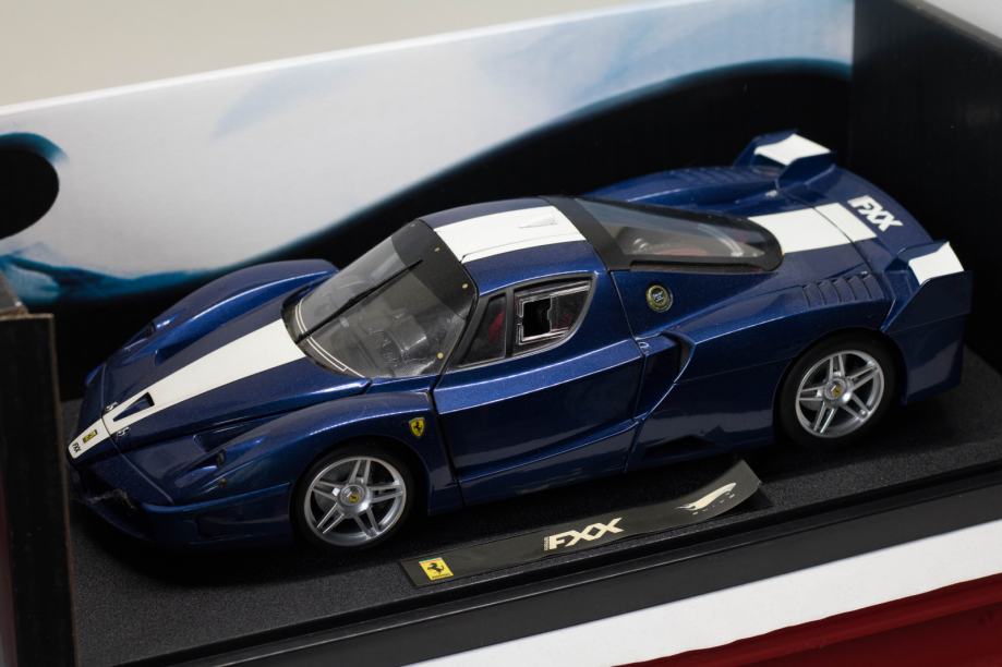 FERRARI 512 S # 512 NICK MASON of PINK FLOYD 1/18 ELITE HOT WHEELS T6253 Ed Limt