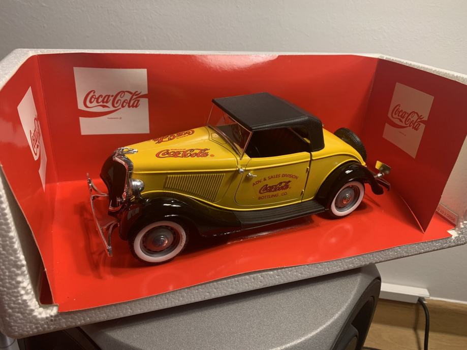 Lot De 5 Modèles Réduits Solido Ford V8 Coca-Cola 1/43 - Camions Promotionnels Jaunes, Occasion