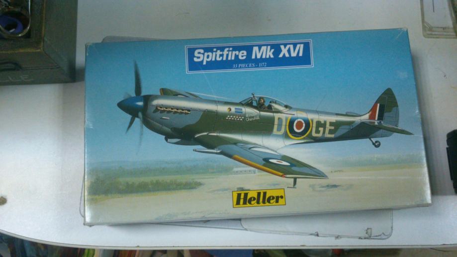 Maketa avion Supermarine Spitfire Mk.XVI