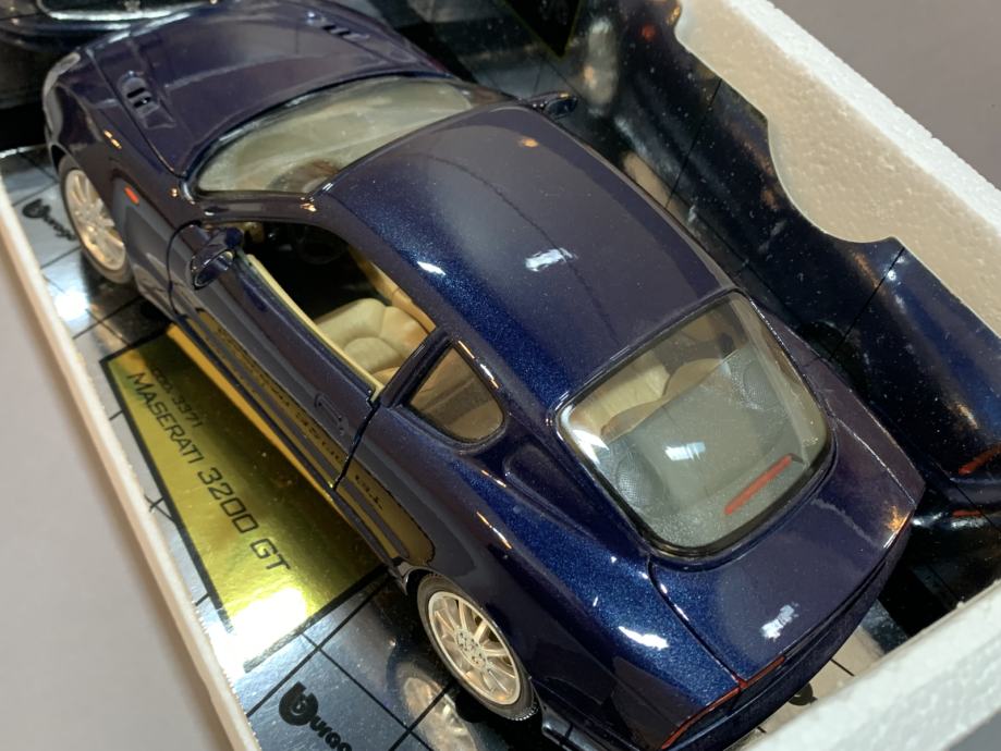 Maserati 3200 GT 1998 - Miniature Burago 1/18 - Bleue - Occasion