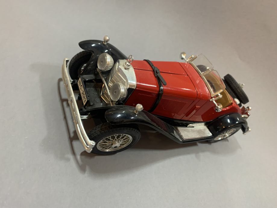 BURAGO 1/18 : Mercedes Benz Ssk 1928 Dans Boîte EUR 33,00 - FR
