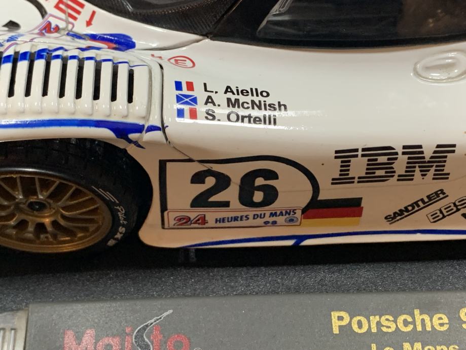 Porsche 911 GT1 1998 - UT Modèles échelle 1/18 - Minichamps Auto Art