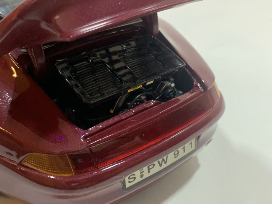 PORSCHE 911 L rouge 1968 1/18 Norev 187200 3551091872009 Classic