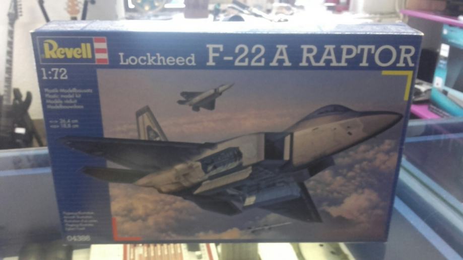 REVELL LOCKHEAD F-22 A RAPTOR MAKETA