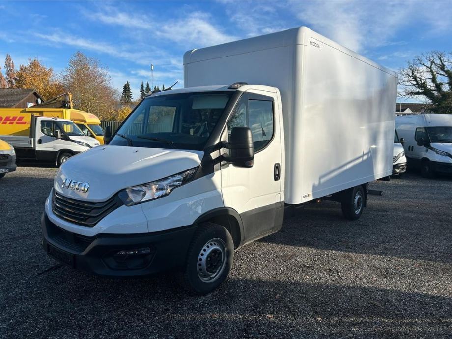 Iveco DAILY 35S14 - FURGON + Rampa -  3.5t, 2023 god.