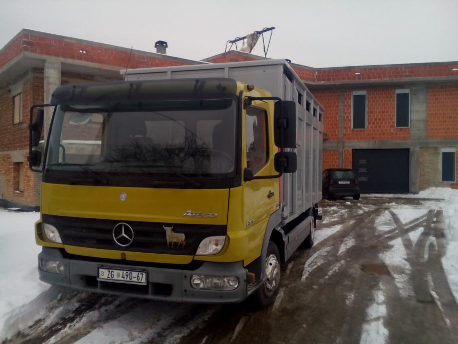 Мерседес atego 818