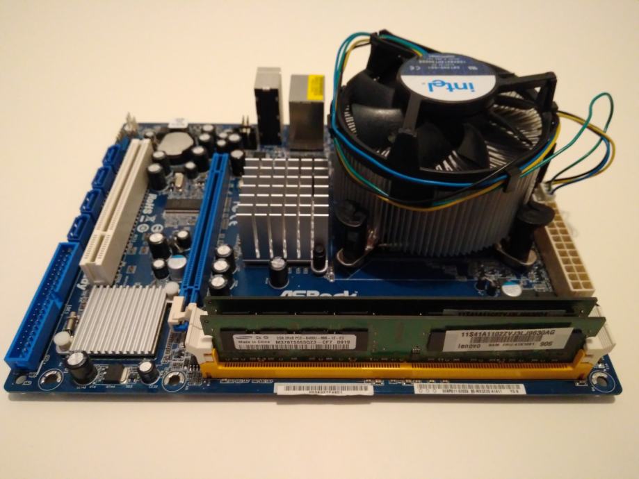 AsRock G31MVS2 + Xeon E5430 (2.66GHz, 12MB, quad) + cooler + 4GB RAM