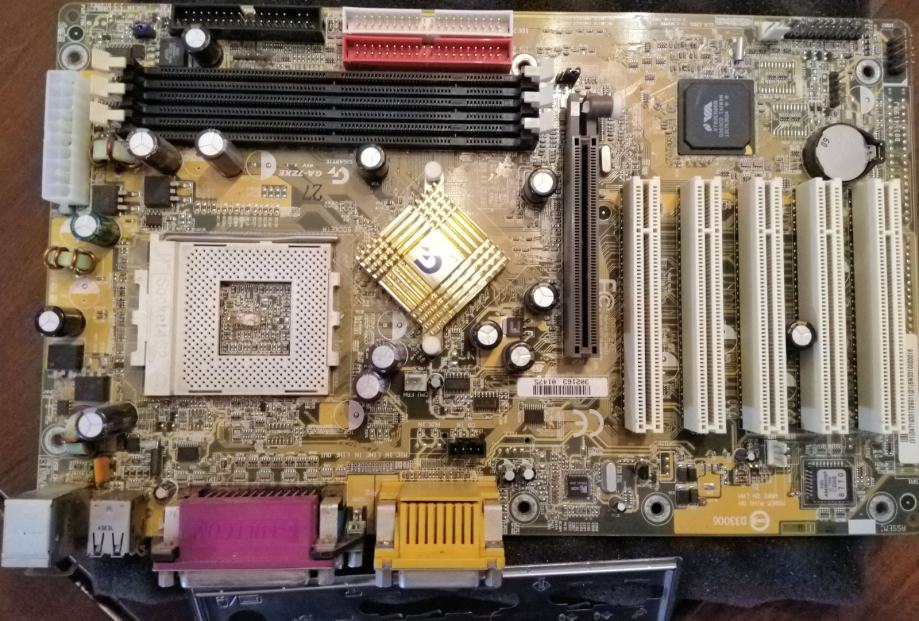 Carte Mère ASUS A7VBX-LA Rev:2.02 – Socket 462/A – MicroATX – DDR1 – Reconditionnée