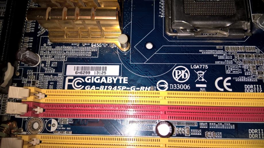 Gigabyte GA-8I945P-G-RH i procesor Intel Pentium 4 3.40GHz