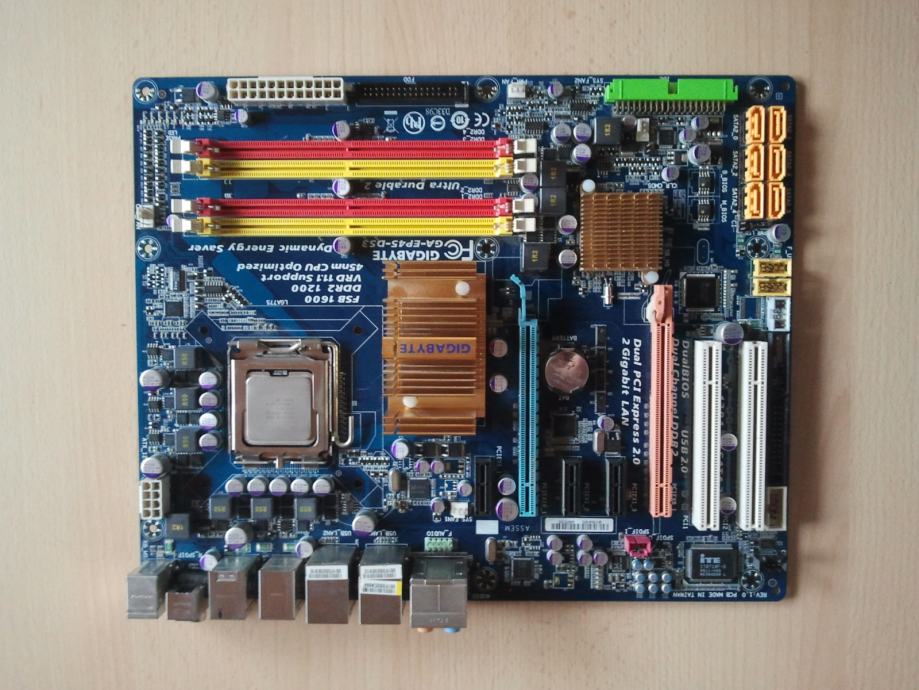 Gigabyte GA EP45 DS3 Socket 775