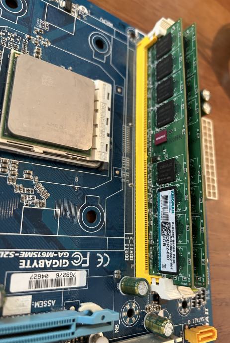 Carte Mère GIGABYTE GA-M61PME-S2 REV 2.0 Socket AM2 - MicroATX, DDR2, Occasion Fonctionnelle