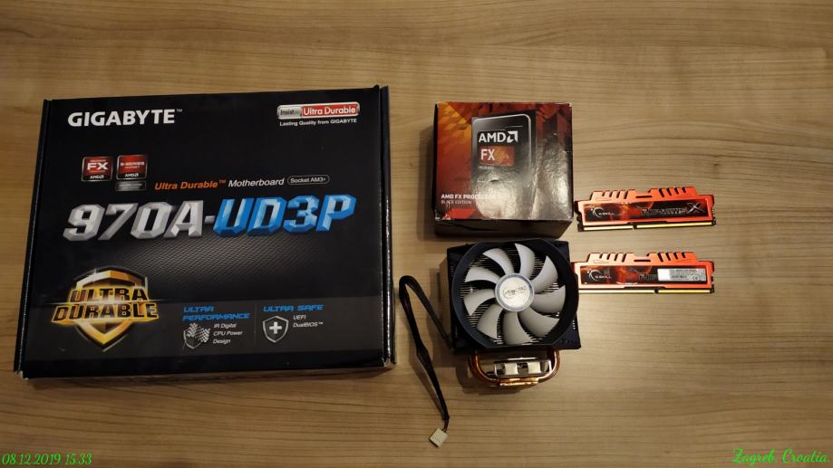 Matična Gigabyte GA970AUD3P (AM3+ Socket) + Ripjaws X 8GB DDR3