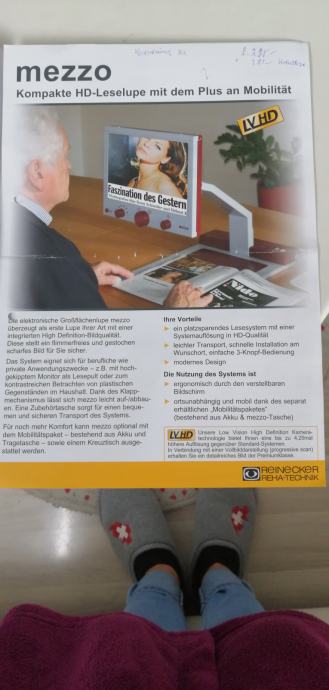 Elektronsko stolno povećalo za slabovidne
