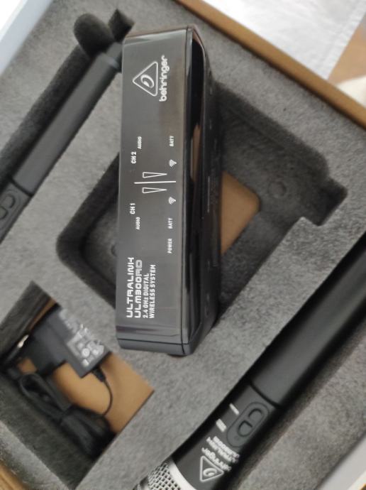 Behringer ULM302MIC bežični mikrofonski sistem